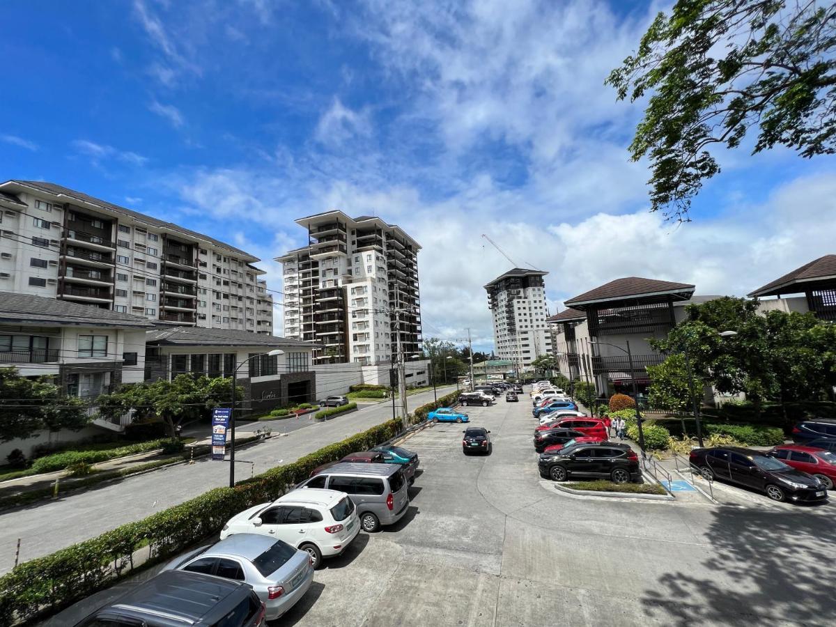 Jmr Serin West Studio Unit Tagaytay City Exterior foto